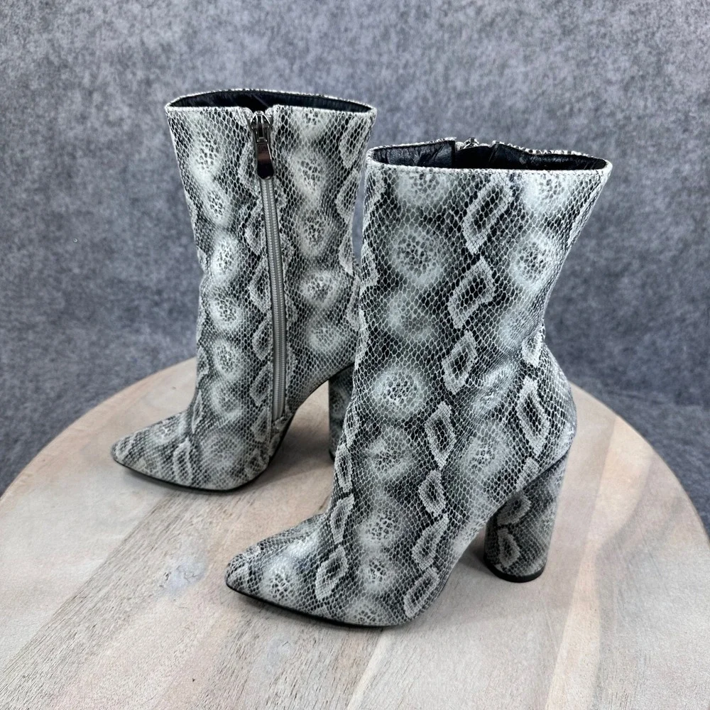 Fashion Nova Womens 5.5M Grey Snakeskin Pointed Toe Heeled Ankle Booties